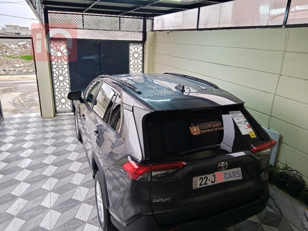 تويوتا راف 4